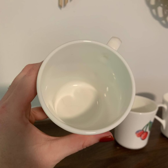 Set of 4 VTG Corning Corelle Fruit Basket Teacups - Picture 6 of 9